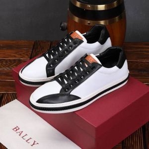 BALLY バリー カジュアルシューズ 春物１点限りVIP顧客セール 2019年春夏のトレンドの動向