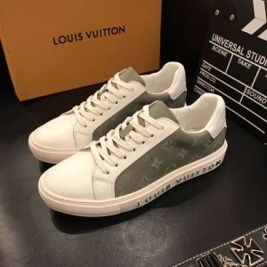 19ss完売必至夏季 安心送料関税込夏らしい新品 LOUIS VUITTON ルイ ヴィトン カジュアルシューズ 2色可選