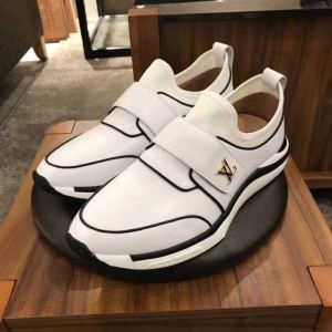 春物新作大人スタイリッシュ 19春夏正規品保証 LOUIS VUITTON ルイ ヴィトン ランニングシューズ 3色可選