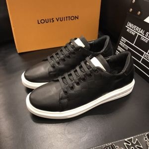 LOUIS VUITTON ルイ ヴィトン カジュアルシューズ 2色可選 話題の新作夏新品 安心の関税送料込 19SS 新作