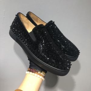 2019春夏にも引き続き大活躍！  クリスチャンルブタン Christian Louboutin  スニーカー、靴  抜群の人気を集め