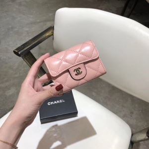 春物１点限りVIP顧客セール 2019春夏の流行りの新品 シャネル CHANEL 財布 2色可選