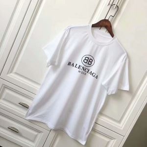 今夏から買いたいトップス　バレンシアガ コピーBALENCIAGA 半袖tシャツスーパーコピー　上質なコットン通気性抜群　柔らかい肌触り　