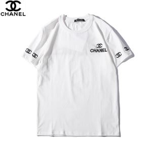 爆買いお買い得　CHANEL半袖ｔシャツスーパーコピー黒白2色　肌触りの良い薄手綿素材　シャネル コピー 通販　一番の目玉