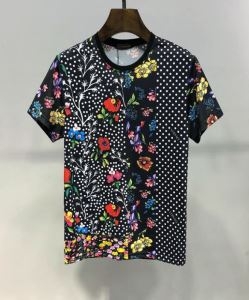 ヴェルサーチ VERSACE メンズ ｔシャツ 海外でも大好...