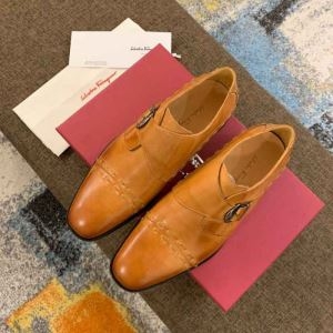 メンズ ビジネスシューズ 優れた実用性で大活躍 サルヴァトーレフェラガモ FERRAGAMOコピー 通販 カジュアル コーデ ユニーク 品質保証