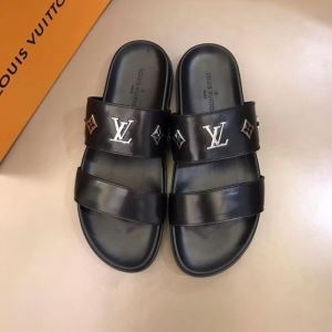 ルイヴィトン サンダル メンズ 最新のファッショントレンド コピー Louis Vuitton ブラック 相性抜群 日常 最低価格