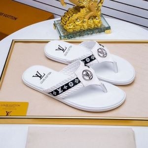 Louis Vuitton サンダル メンズ 有名人たちにも愛用 ルイ ヴィトン コピー 人気 ブラック ホワイト コーデ 最低価格