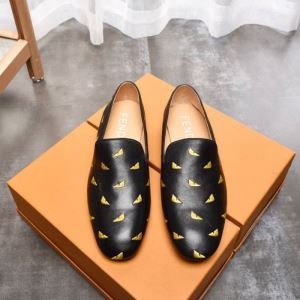 2色可選 カジュアルシューズ フェンディ FENDI 最新作2019春夏入荷 雑誌にも人気掲載アイテム