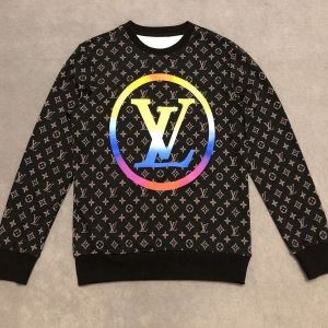 Louis Vuitton レディース セーター オシャレさんのワードローブに揃いたい コピー ルイ ヴィトン 通販 ブラック 最低価格