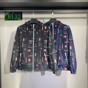 モンクレール コート メンズ トレンド感ある限定新品 MONCLER コピー ネイビー ブラック 通勤通学 ファッション お買い得