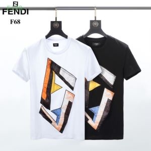 フェンディ ｔシャツ コピー 個性的な着こなしに メンズ FENDI ２色可選 日常っぽい カジュアル コーデ 相性抜群 セール