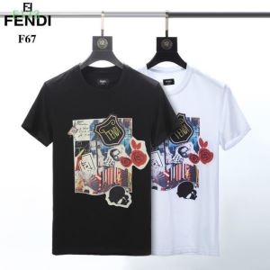 FENDI フェンディ メンズ ｔシャツ 存在感たっぷり限定品 コピー 格安 Karl Kollage 黒白２色 プリント ユニーク 高品質