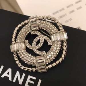 SS19待望入荷VIP価格 春夏に必要なおすすめアイテム シャネル CHANEL ブローチ