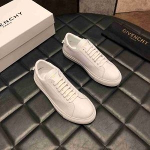 2019年春夏のトレンドの動向 ジバンシー GIVENCHY...