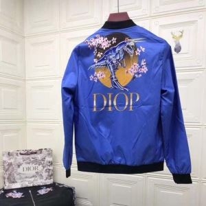 Dior ディオール コート メンズ 最新のブームを盛り上げるアイテム コピー ブラック ブルー コラボ 通勤通学 プリント 最安値