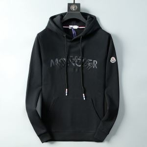 世界中のVIPが虜にする冬季爆買い 2019年秋冬コレクションを展開中 モンクレール MONCLER パーカー 4色可選