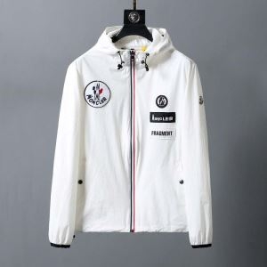 2019年秋冬人気新作の速報 モンクレール MONCLER ブルゾン 2色可選 凛とした冬の空気に映える新作