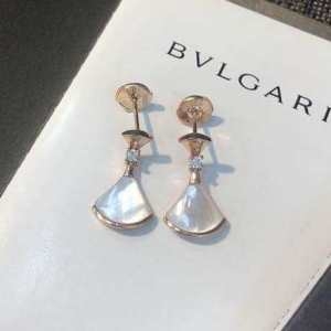 DIVAS'DREAM ブルガリ レディース ピアス コーデに高級感を与えるモデル Bvlgari コピー 日常 お買い得 REF.350740 OR857283