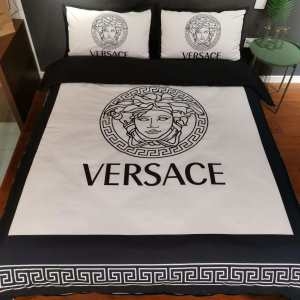 ヴェルサーチ VERSACE 寝具4点セット 王道級2019秋冬新作発売 この秋発売した新作を取り入れる