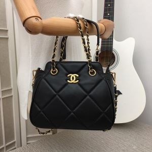 シャネル CHANEL ハンドバッグ  2色可選 ぜひ主役にする大好評秋冬新作 国内入手困難2019秋冬新作