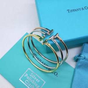 ティファニー ブレスレット 安い 繊細な印象に仕上げるアイテム レディース Tiffany & Co コピー コーデ ３色選択可 限定特価