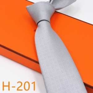 エルメス 2019秋に注目したい HERMES ネクタイ今回...