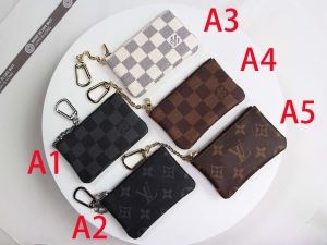 断然今年らしい人気秋冬新作  ルイ ヴィトン LOUIS VUITTON 冬のスタイリングに欠かせないアイテム 財布/ウォレット 多色可選 秋冬にも個性を出す新作