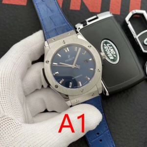 ウブロ HUBLOT 腕時計 多色選択可 着こなし方は無限大...