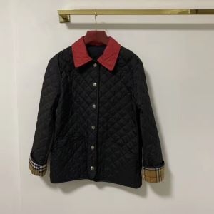 Burberry ジャケット レディース こなれ感を醸し出す...