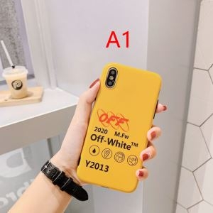 スマホケース オフホワイト Off-White こなれカジュアルを楽しめるアイテム コピー ブランド 品質保証 OMPA007F19294016 6010