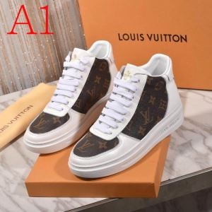 LOUIS VUITTON 4色可選 秋の気分を先取る新作発売 ルイ ヴィトン この秋の美人を作るモデル  ランニングシューズ 秋のオシャレな鍵になる新作