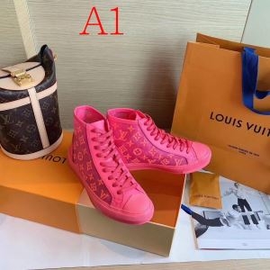 3色可選ランニングシューズ 魅力的な秋冬新作が登場 ルイ ヴィトン LOUIS VUITTON 秋冬ヒット必至の新作アウターをご紹介