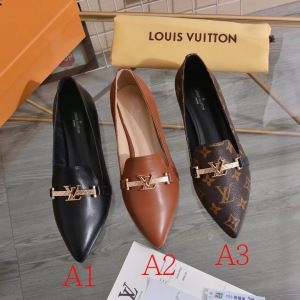 ブーツ レディース Louis Vuitton コーデにシッ...