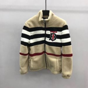 2019秋冬最安価格新品 ダウンジャケット BURBERRY...