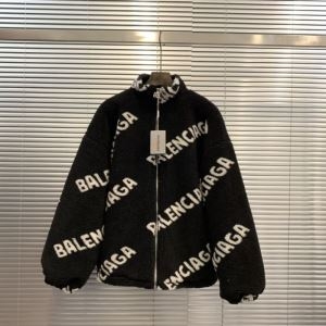 季節に合わせて秋冬トレンド BALENCIAGA バレンシアガ 2019秋冬活躍人気定番新作 ダウンジャケット