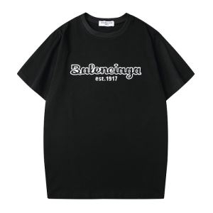 お得100%新品　バレンシアガ コピー激安BALENCIAGA半袖ｔシャツ　今なら在庫あります　今季買うべきの優良品