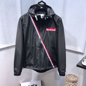 落ち着き感をアップ モンクレール ジャケット メンズ MONCLER 2020通販 コピー 黒白2色 おしゃれ 最安値 5549023492133174