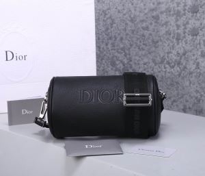 ショルダーバッグ ディオール 人気 抜群なこなれ感で大好評 通販 DIOR メンズ コピー ブランド ブラック 格安 1ROPO061YPQ_H00N