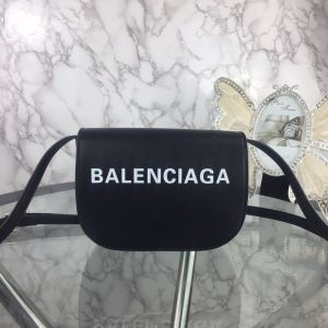 ショルダーバッグ バレンシアガ 通販 軽やかなコーデになり BALENCIAGA レディース コピー 多色 おすすめ 安い 5506390OTNM1090