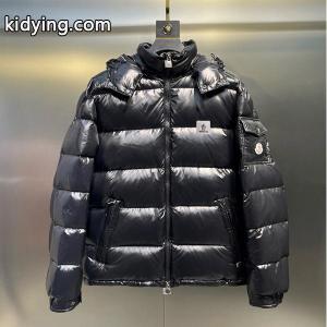 moncler コピー ブラックダウン スクエアロゴ 秋冬ファッショナブル モンクレール コピー コピージャケット トレンディkidying26zuCOTn