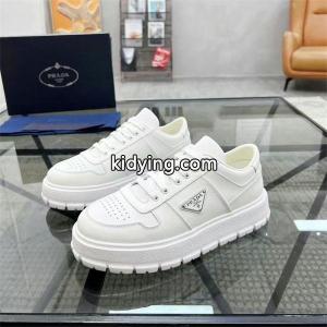 prada スーパーコピー プラダ スーパーコピー 激安 メンズ スニーカー レザー 厚底 ロゴ シューズ カジュアル デザイン 歩きやすい おしゃれ 新作 ホワイト 靴 シンプル コーデ万能kidying26OfGfiy