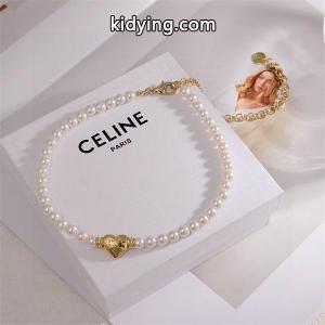 セリーヌ コピー celine コピー コピー 2026冬 ハートチャーム パールネックレス 冬コーデを格上げするデザインkidying26f49Xze