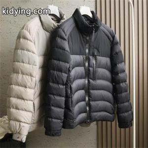 Canada goose コピー スーパーコピー ライトダウン グラデーション 2026秋冬 柔らかな カナダグース コピーkidying26a4PT5z