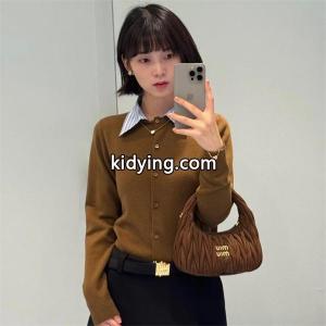 ミュウミュウ スーパーコピー スーパーコピー カーディガン ロゴ刺繍 ベーシック ブラウン miu miu スーパーコピーkidying26j89zey