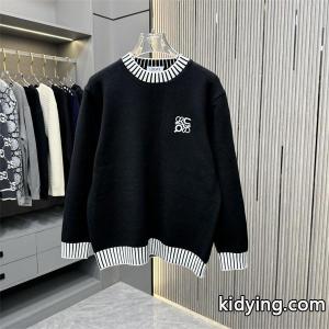 ロエベ コピー loewe コピー スーパーコピー ニット ブラックボーダーリブ 秋冬のモード感漂う定番トップスkidying26jWjSfe