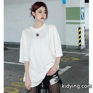 秋冬CHANE1　tシャツコピーナチュラルコーデに大活躍  _ブランド コピー 激安(日本最大級)kidying268naeKv