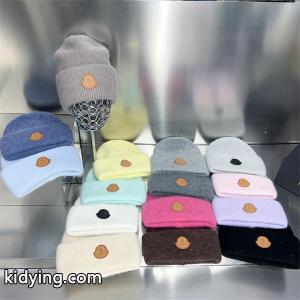 セール秋冬人気品のモンクレール コピーブランドmoncler コピーブランドの収縮性に優れるポンポン付きの防寒セーターニット帽子_ブランド コピー 激安(日本最大級)kidying26i09Tra