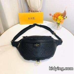 秋冬ファッションのマストアイテム ウエストポーチ 秋冬の必需品 ルイ ヴィトン コピー 一ナチュラルコーデに使いやすい _ブランド コピー 激安(日本最大級)kidying26CO1jym