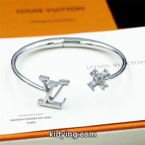 抜群　ルイヴィトン スーパーコピー　優美な雰囲気　 LOUIS vuitton スーパーコピー_ブランド コピー 激安(日本最大級)ブレスレットkidying26OLve8b